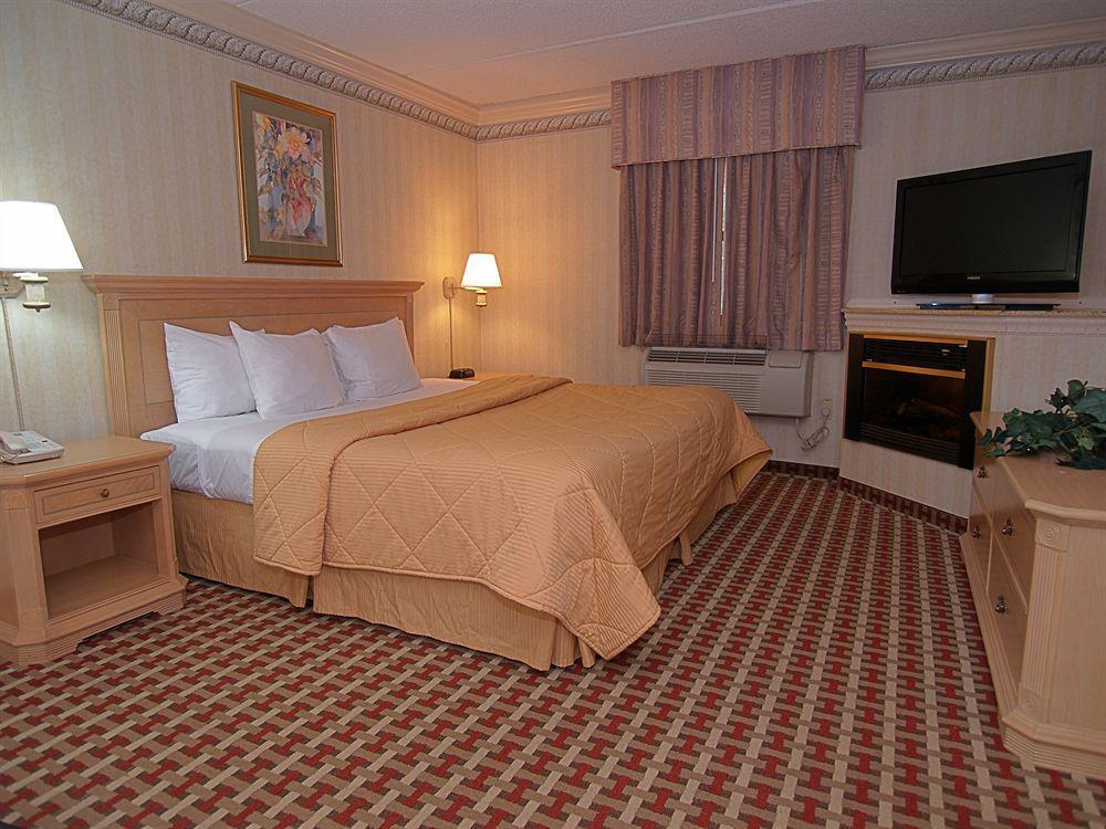 Comfort Inn & Suites Квакертаун Экстерьер фото